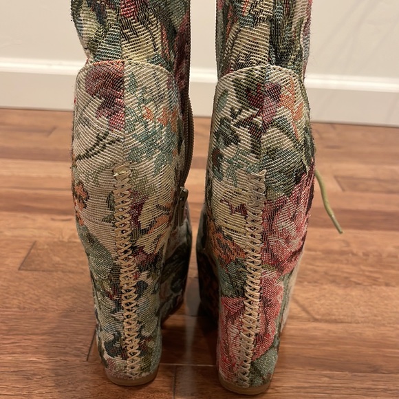 5.5 handmade Havana Jeffrey Campbell Damsel bootie - Picture 3 of 4